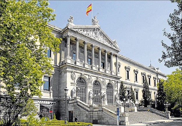 Biblioteca_Nacional_de_España_Madrid_09
