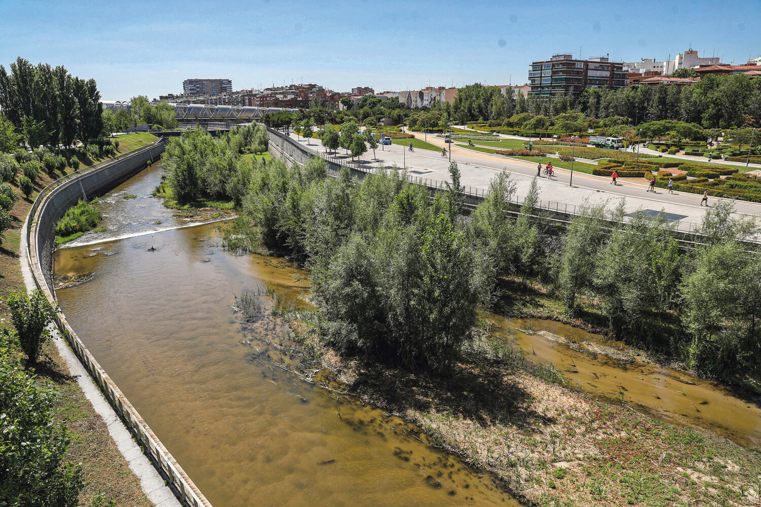 El Manzanares es, a su paso por Madrid, un corredor ecológico en plena ciudad. Prensa Ayto.