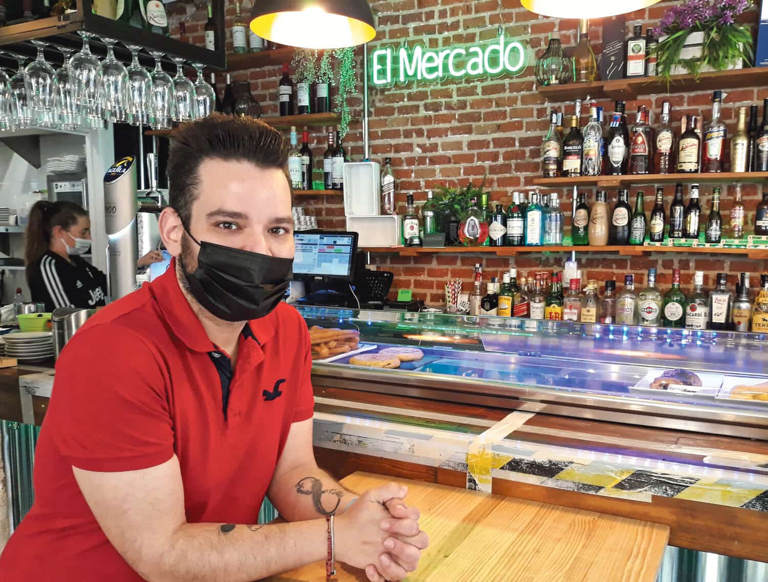 Sergio García, joven empresario hostelero de Villaverde. Foto: R.B.T.